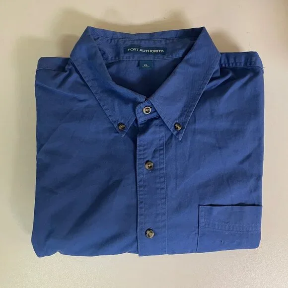 Easy Care Wrinkle Resistant Long Sleeve Button Down Shirt w/ Pocket - Picture 6 of 8